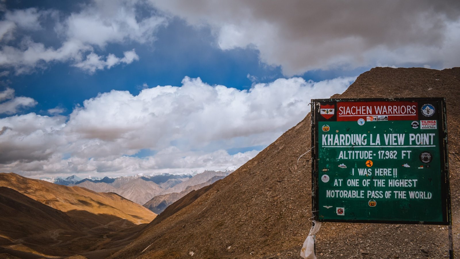 Khardung La Pass: